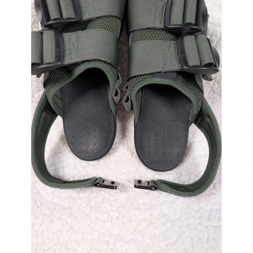 Astral PFD Sandal M's Mens 9 Olive Green Water Hiking River Sandals NCS22U1